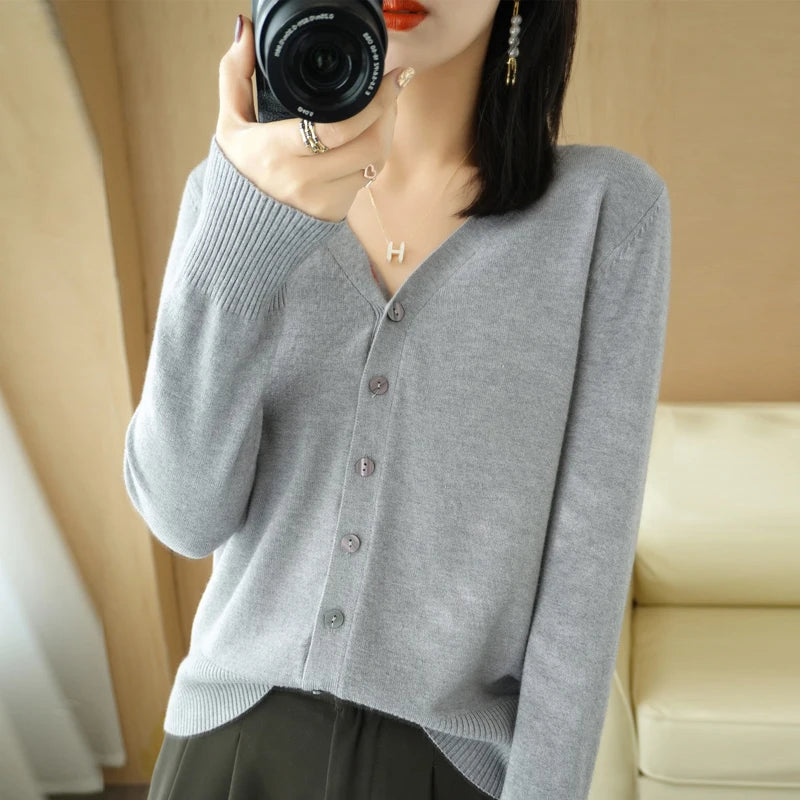 Early Autumn New Andy Cashmere Knit Cardigan V-Neck Solid Color Fashion High-Grade Comfortable Loose Casual Knitwear -GH021