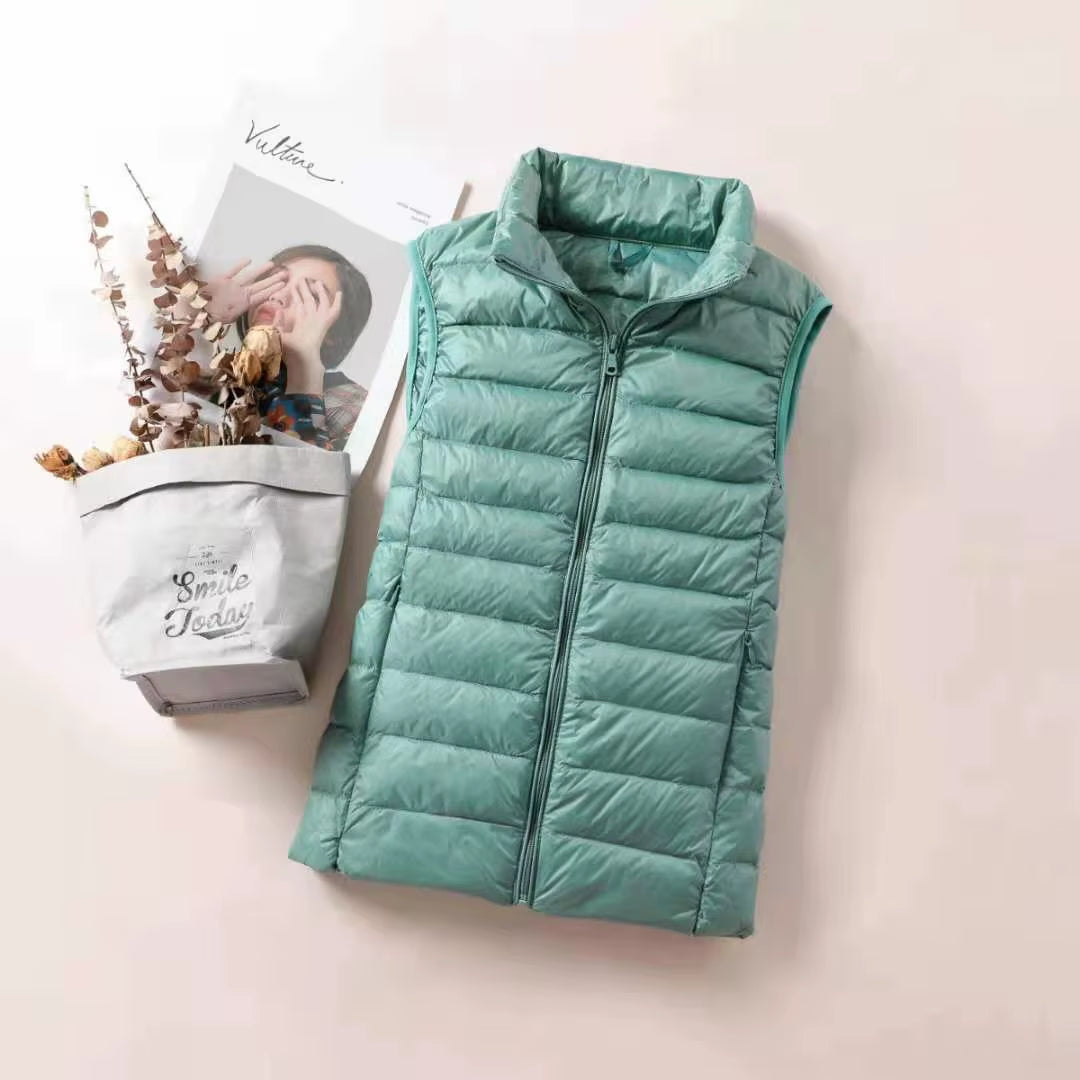 New 2026 Women Women Ultra Light down Vests Slim Sleeveless Jacket Portable Girl Lightweight Windproof Waistcoat